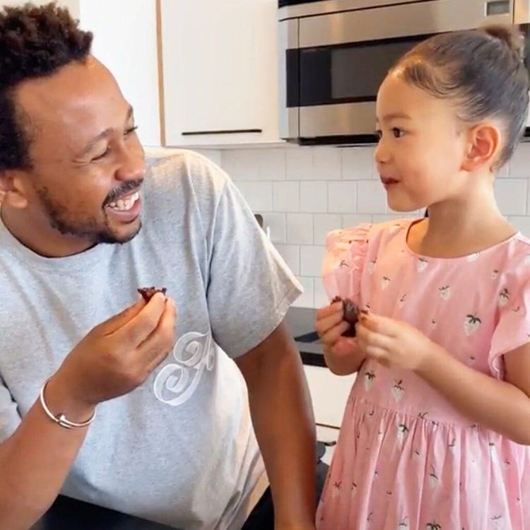 Vegan Brownie Recipe to Bake With Kids