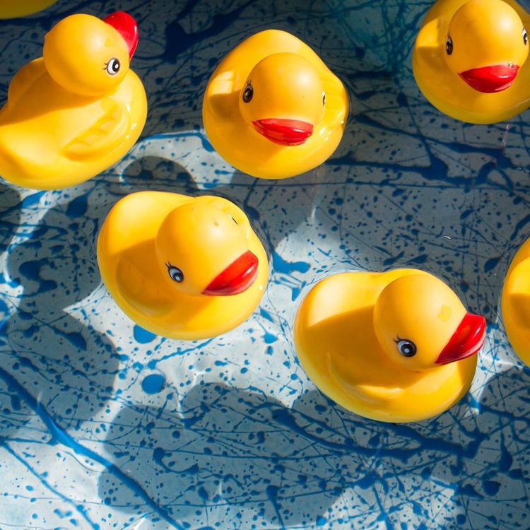 How To Clean Baby & Kids Bath Toys | Maisonette