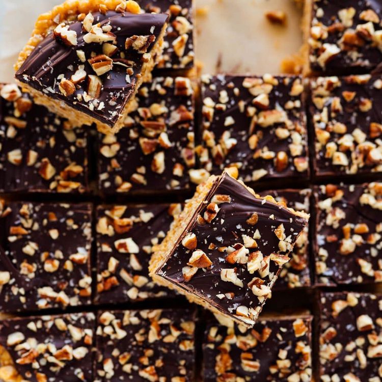 Kid-Friendly Holiday Dessert Recipes That Kids Can Help Make 