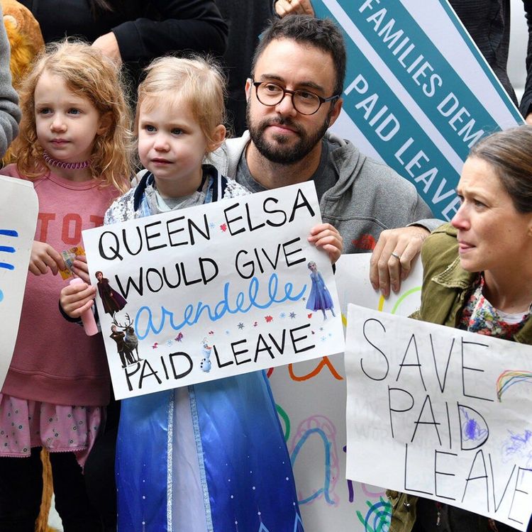 What Is Paid Family Leave? Explaining Paid Leave | Maisonette