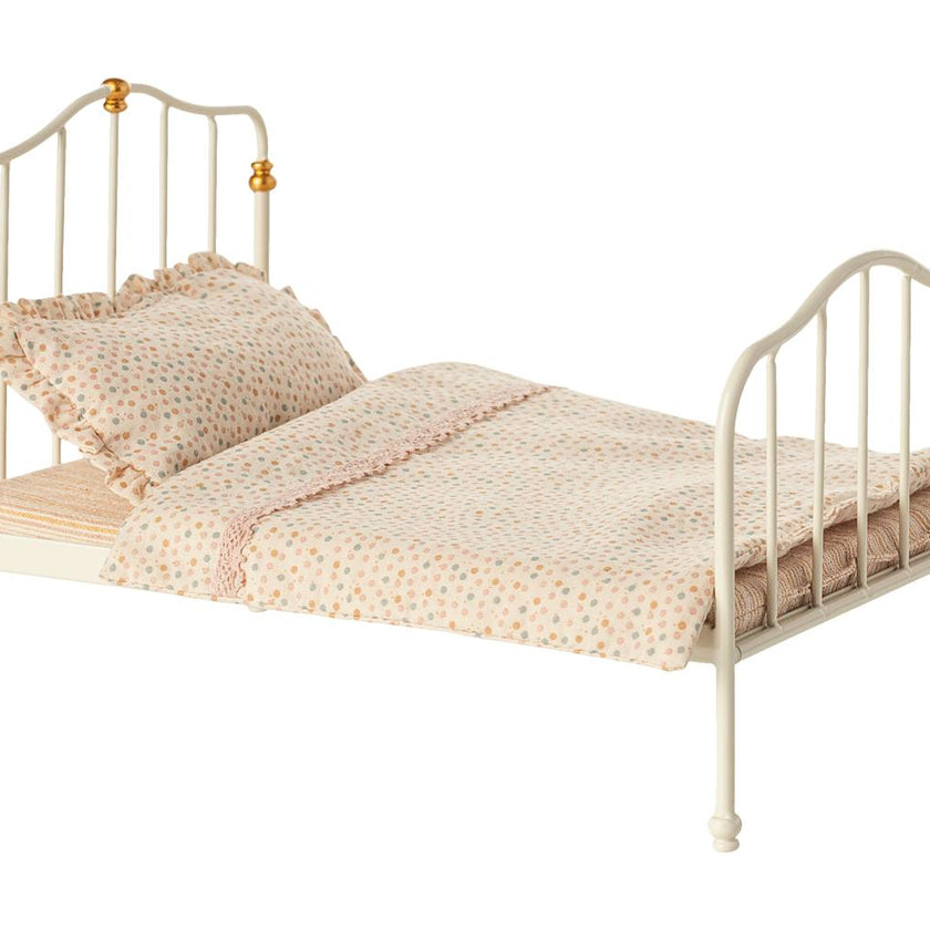 Vintage Bed, Mouse - Off-White