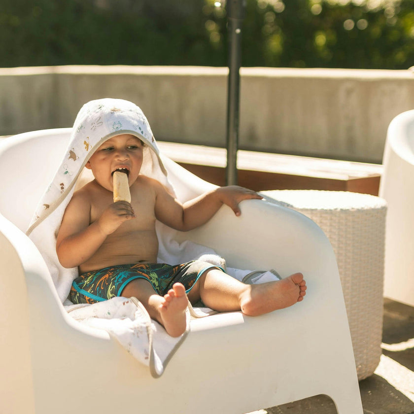 Toddler Hooded Towel - Animal Crowd