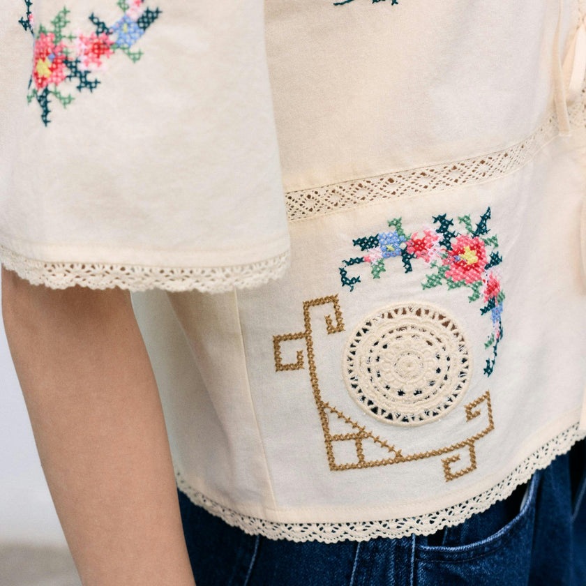 Narcise Woman Blouse Ecru
