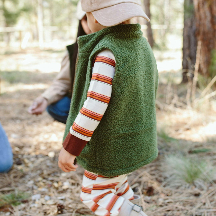 SHERPA/CORDUROY REVERSIBLE VEST | SPRUCE