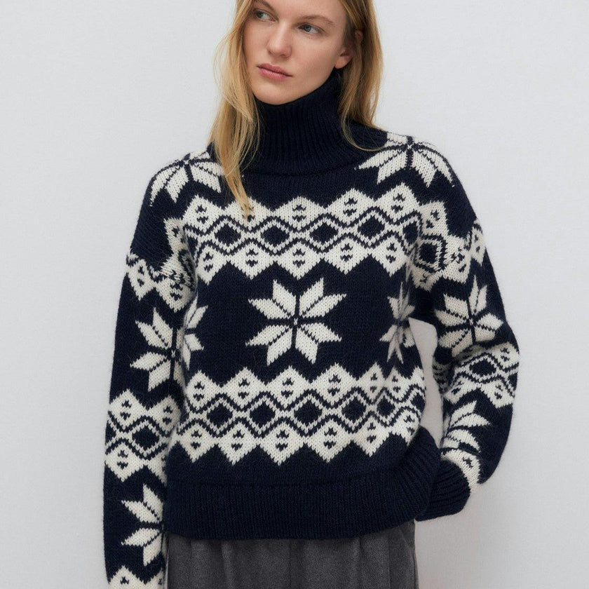 Neriana Woman Jumper