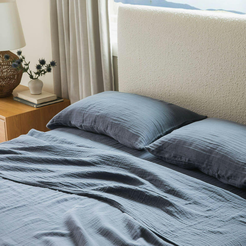 Oasis Crinkled Comfort 4-Piece Sheet Set, Blue