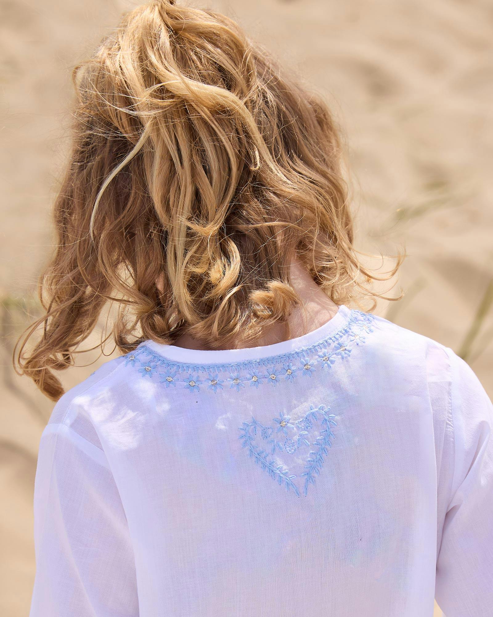 Embroidered Kaftan in White/Blue