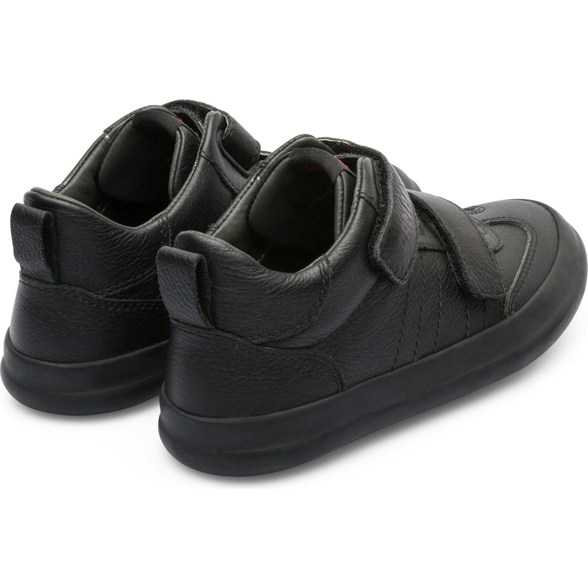 Pursuit Sneaker