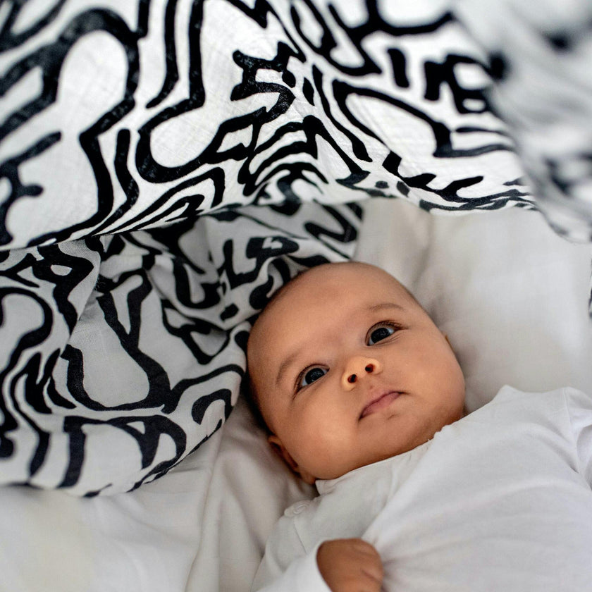 ETTA LOVES x KEITH HARING 2-PACK MUSLIN SQUARES - for 0 to 4 months & 5+ month old babies