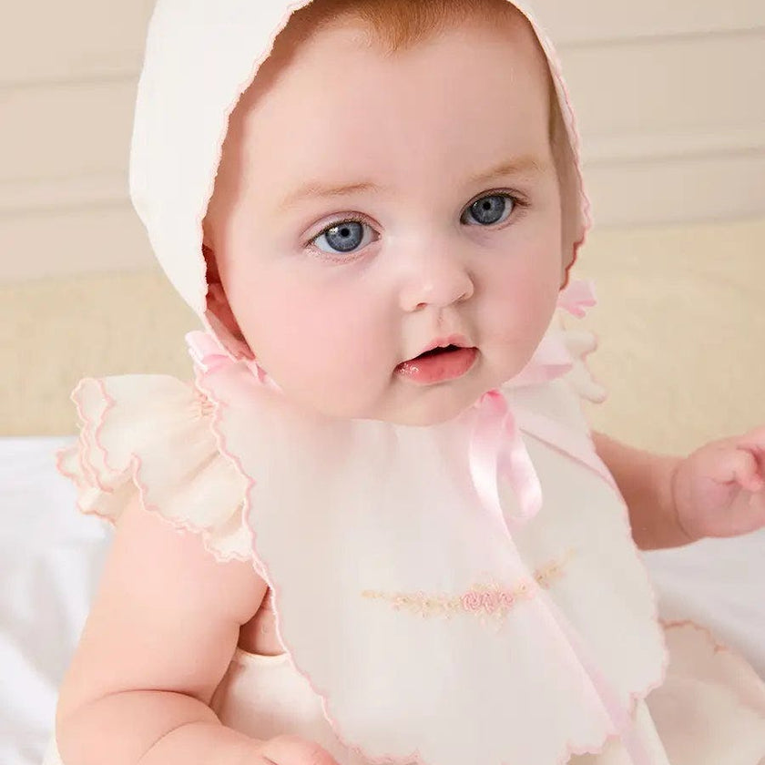Scallop Edge Embroidered Bonnet in Pink (XS-M)
