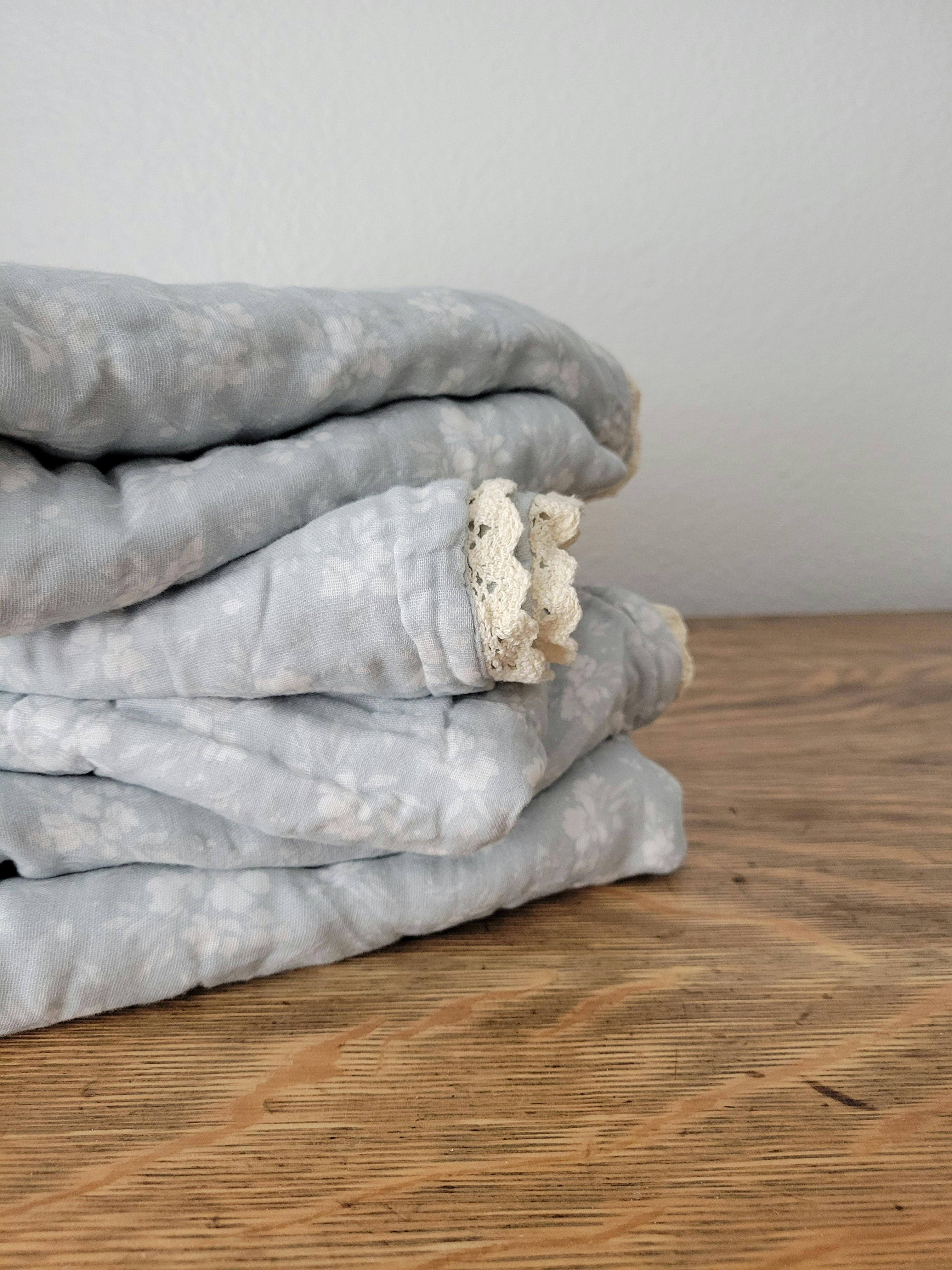 Daphne Icy Blue Floral QUILTED 6 Layer Gauze Blanket