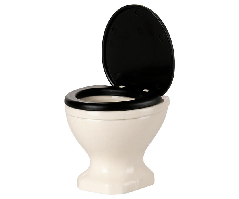 Water Closet, Mouse