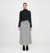 The Delphine Nap Skirt - Black/Sand Gingham