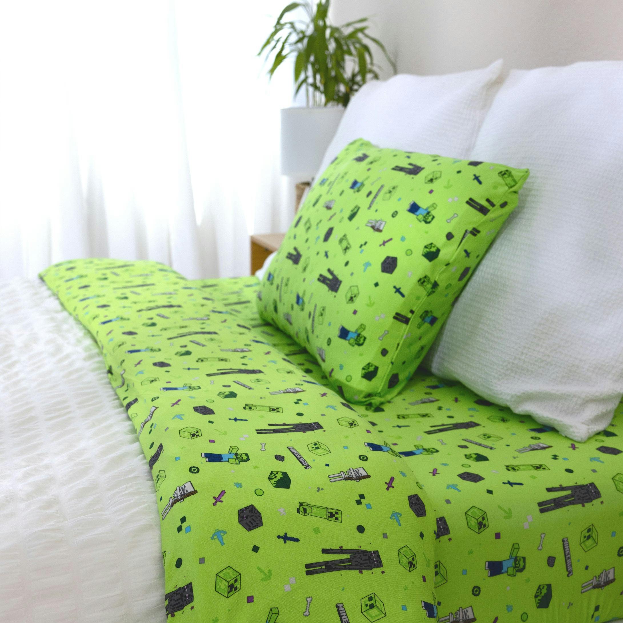 Minecraft: Mob Squad Bamboo Bed Sheet Set