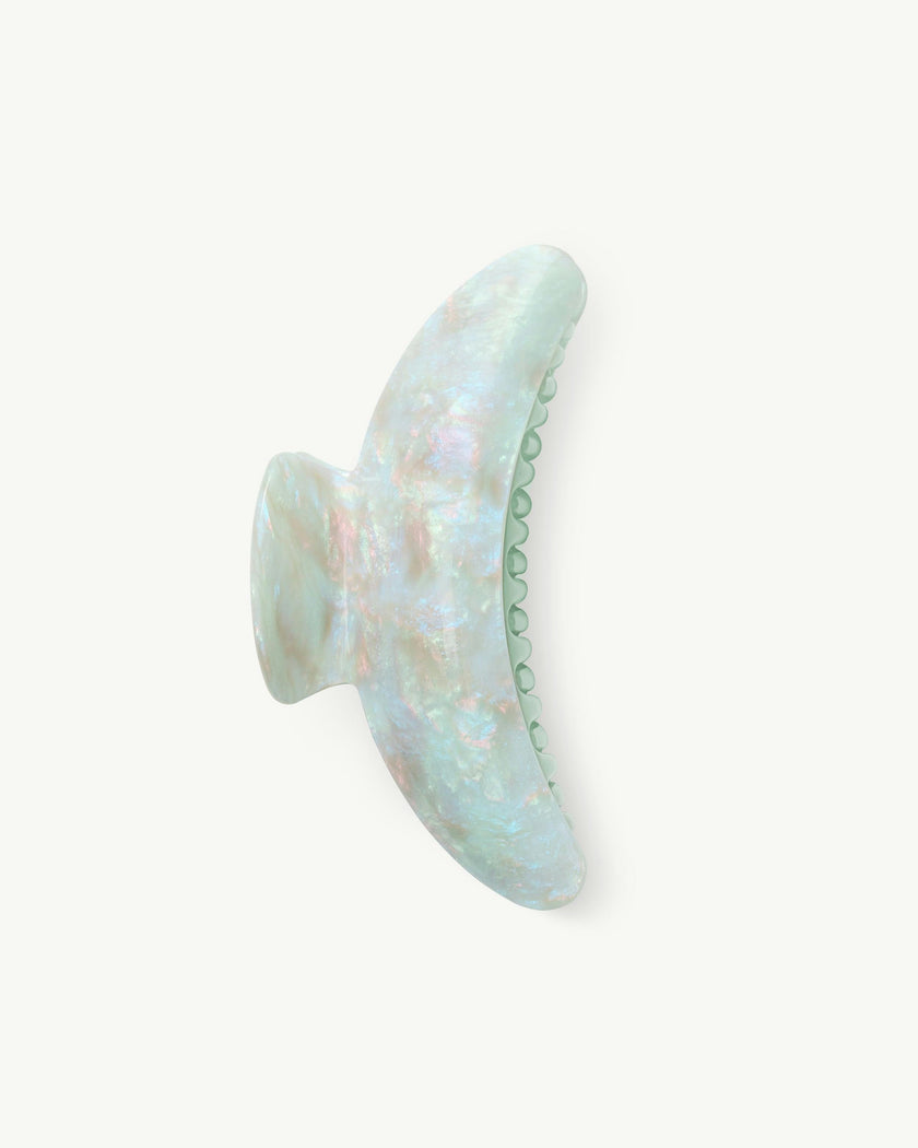 Jumbo Heirloom Claw in Astral Mint