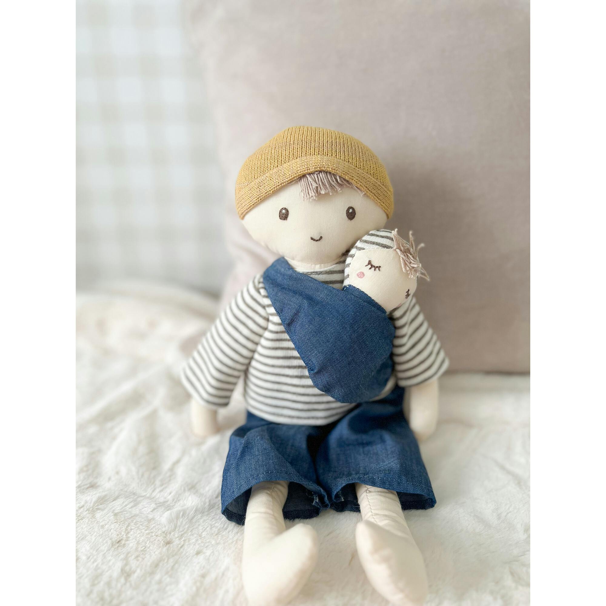 Dada & Baby Doll
