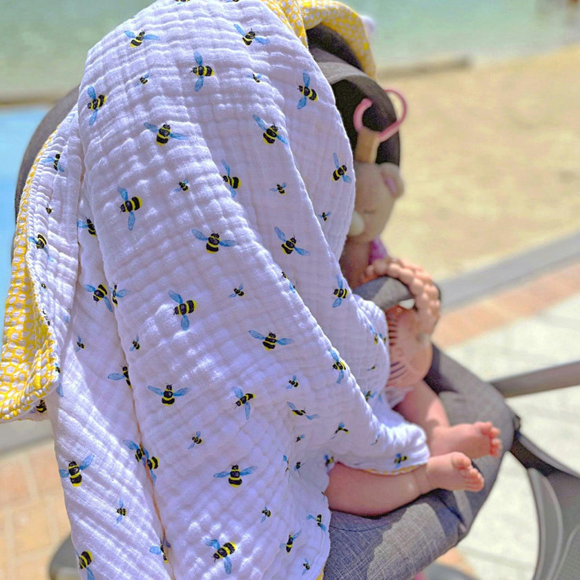 Organic Muslin Four-Layer Reversible Snug Blanket
