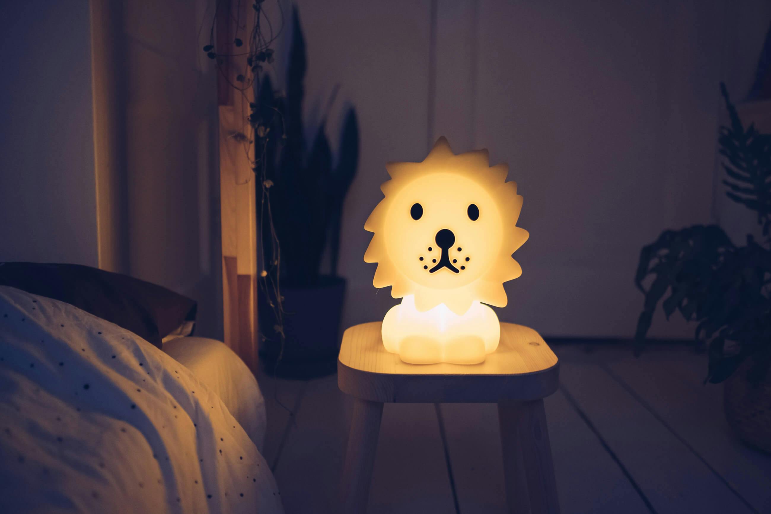 Mr Maria Lion Lights