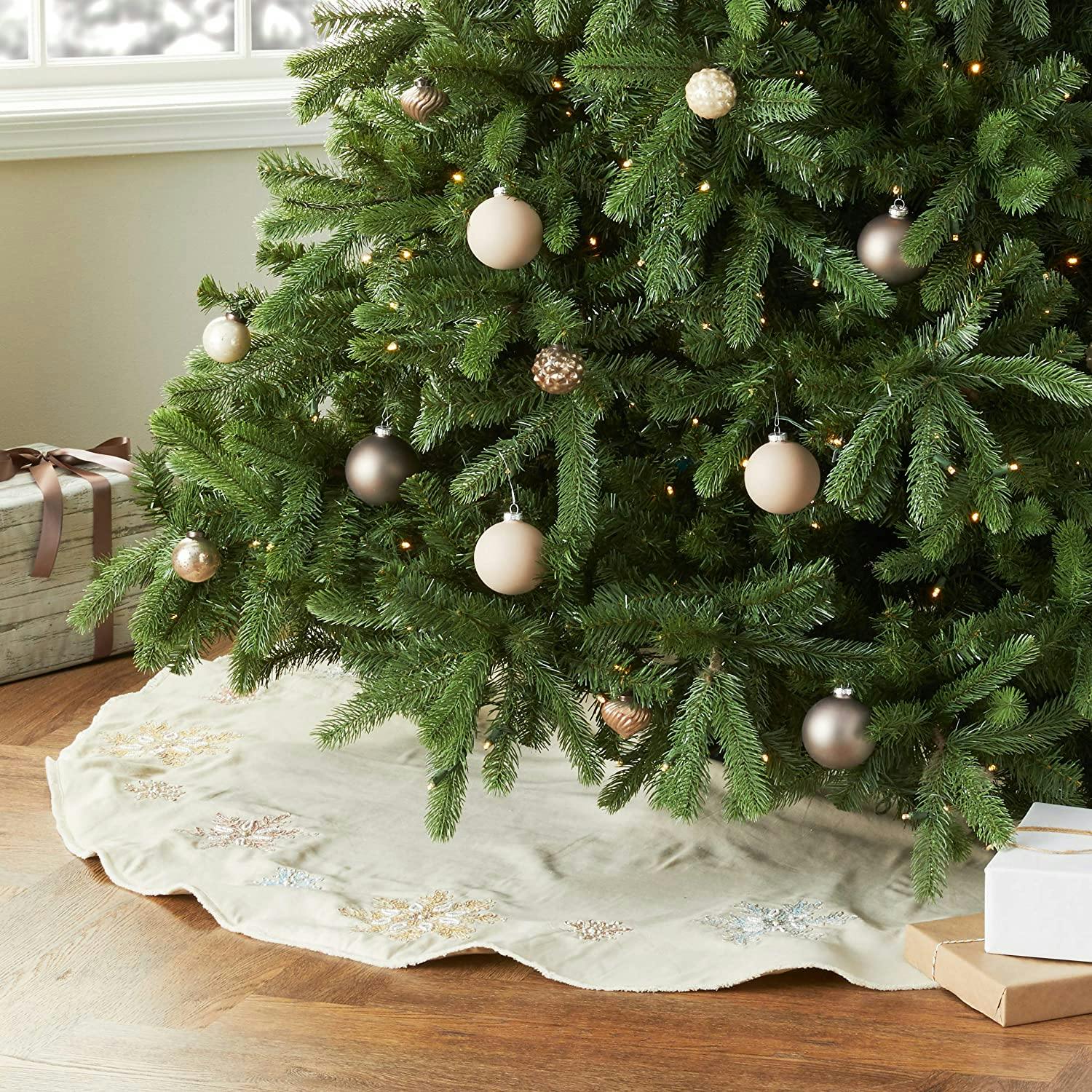 Handmade Pastel Snowflakes Linen Christmas Tree Skirt Natural 60
