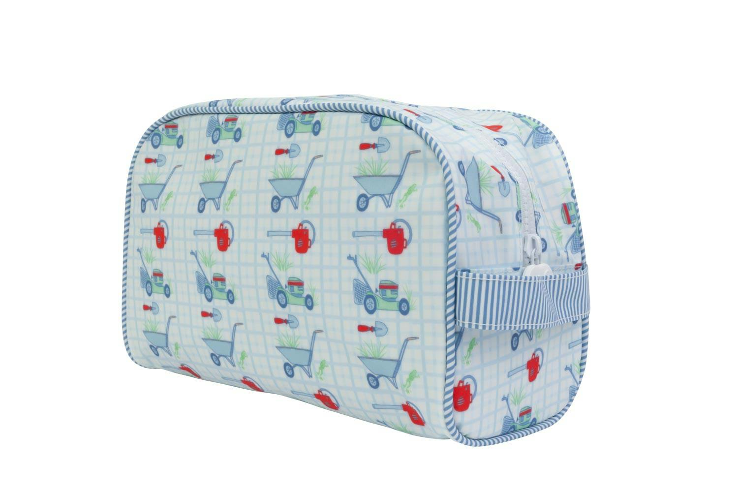 The Dopp Kit in Lawn