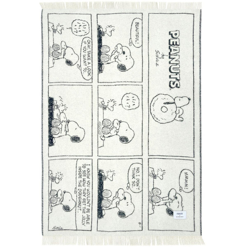 Blanket PEANUTS DOUGHNUT Comic Strip Black / White 4.25 x 6.5ft