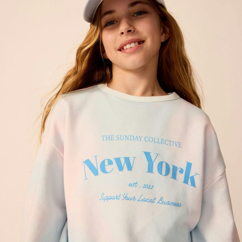 Organic Weekend Sweatshirt in Pink Cloud