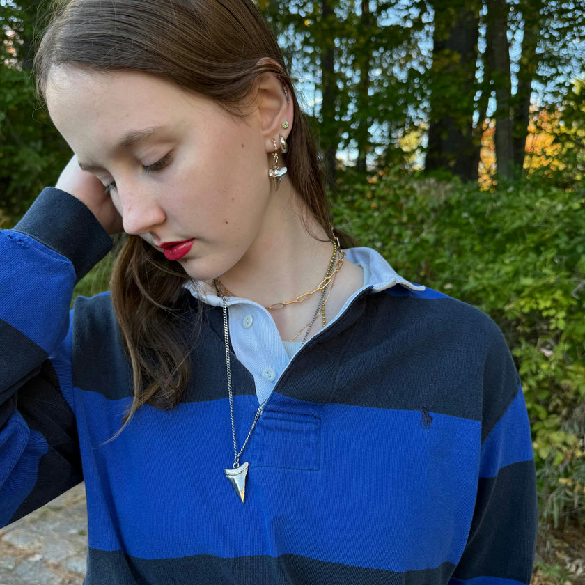 SILVER SHARK TOOTH NECKLACE