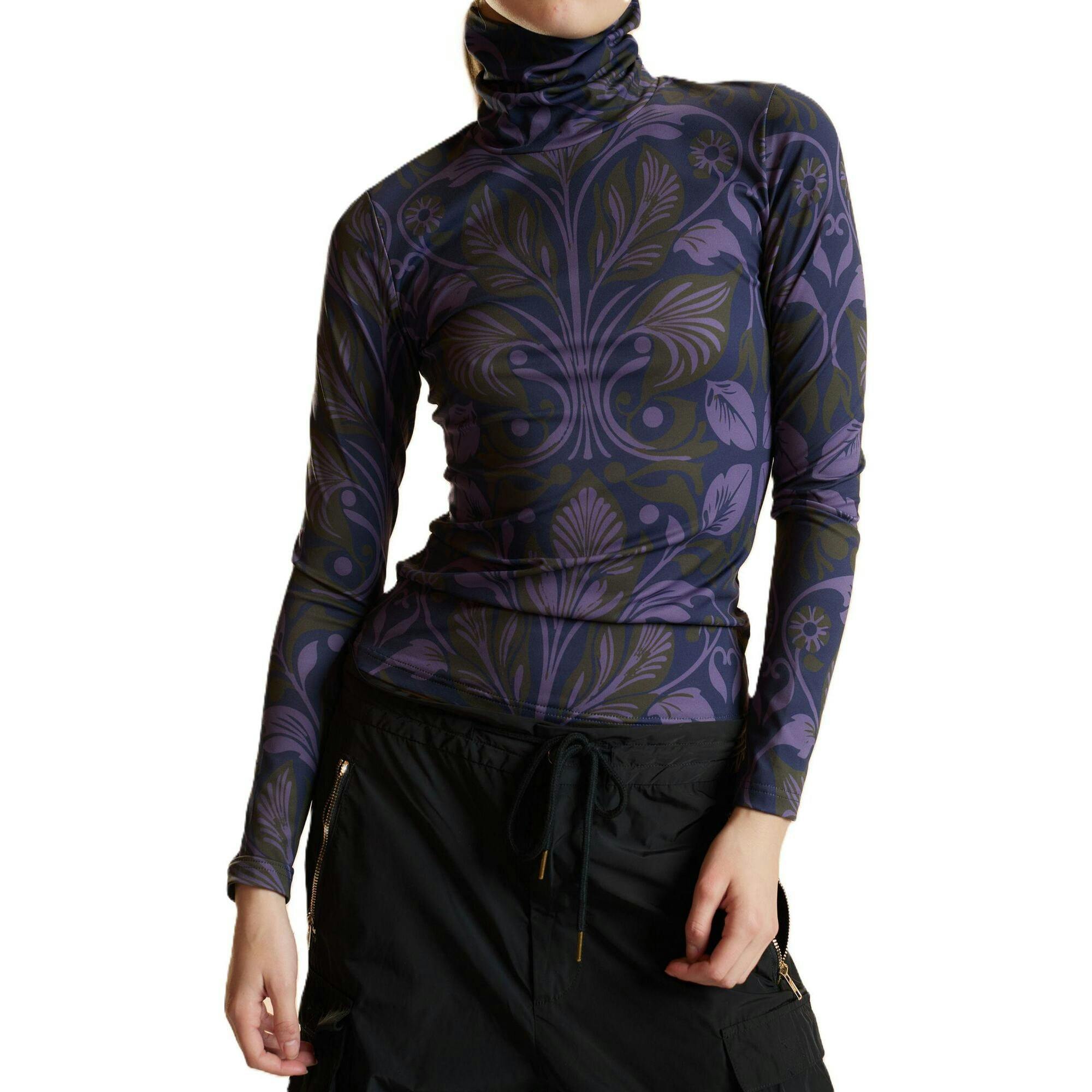 Art Nouveau Turtleneck