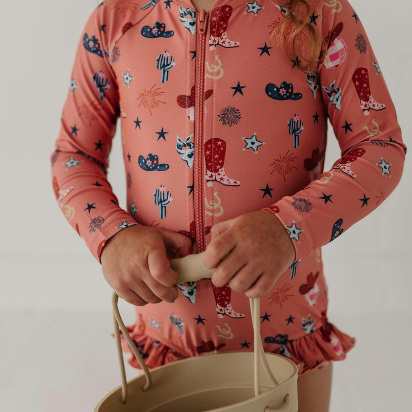 Girls One-Piece Ruffle Rash Guard Swimsuit in Zoey Daisy