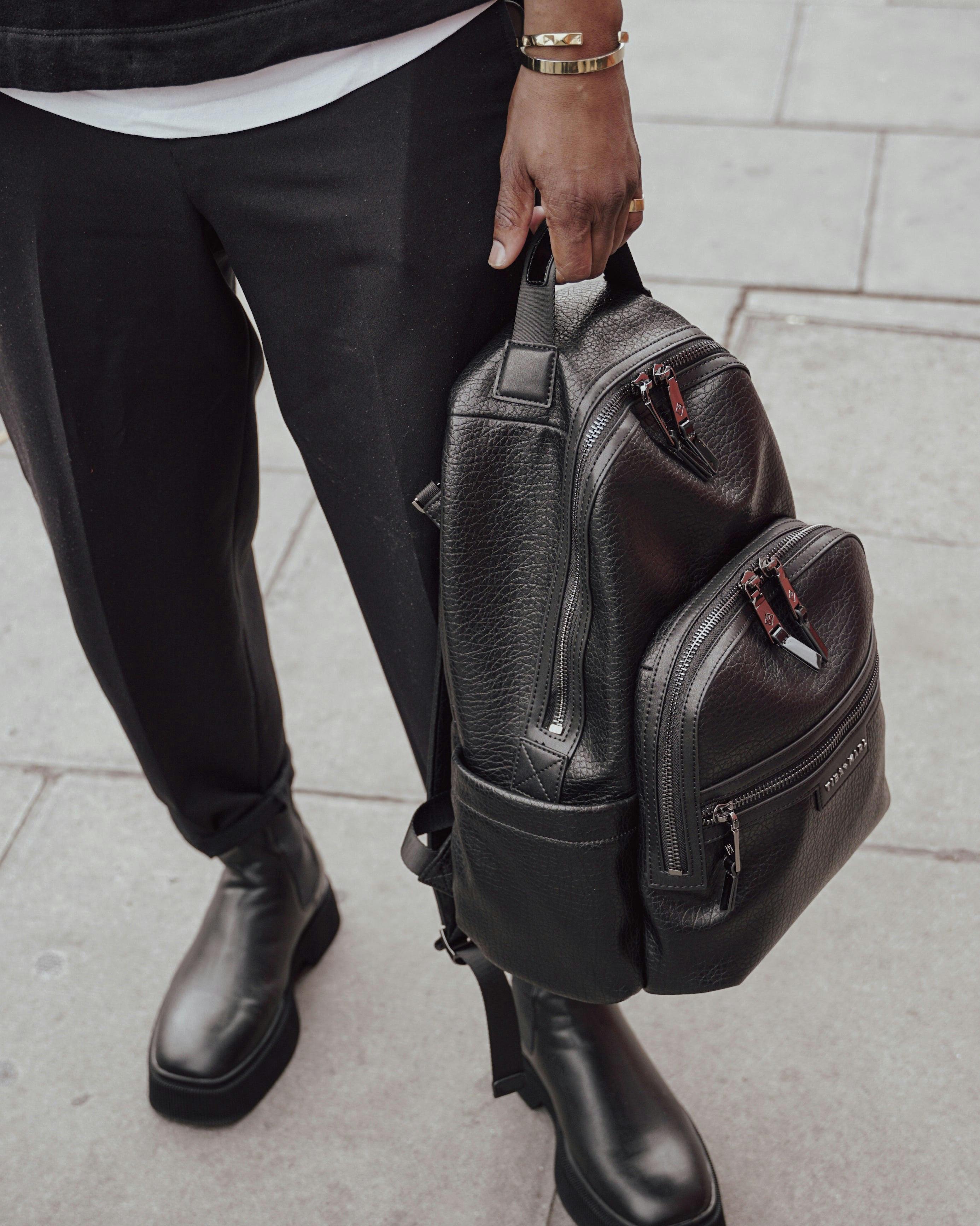 Elwood 2.0 Changing Backpack Black