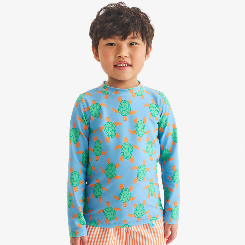 Kids long sleeve rash guard in swimming turtles