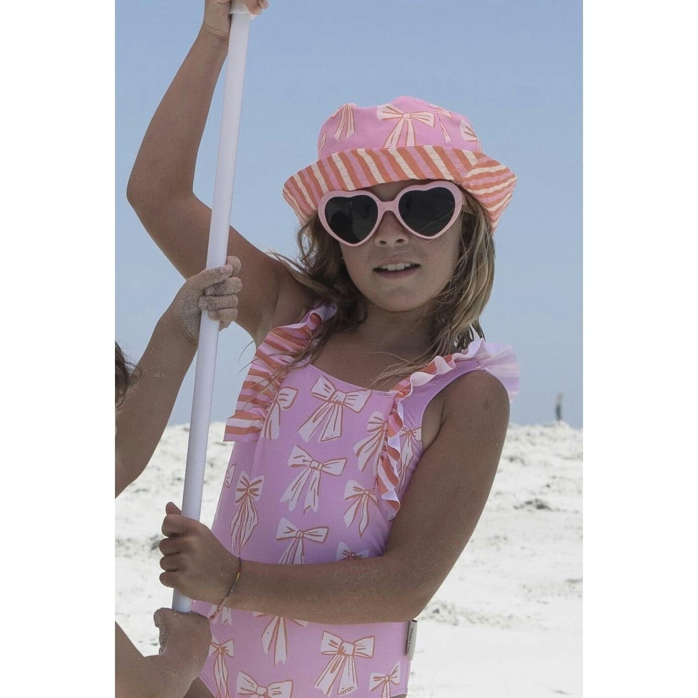 Beach stripes and bows bucket hat