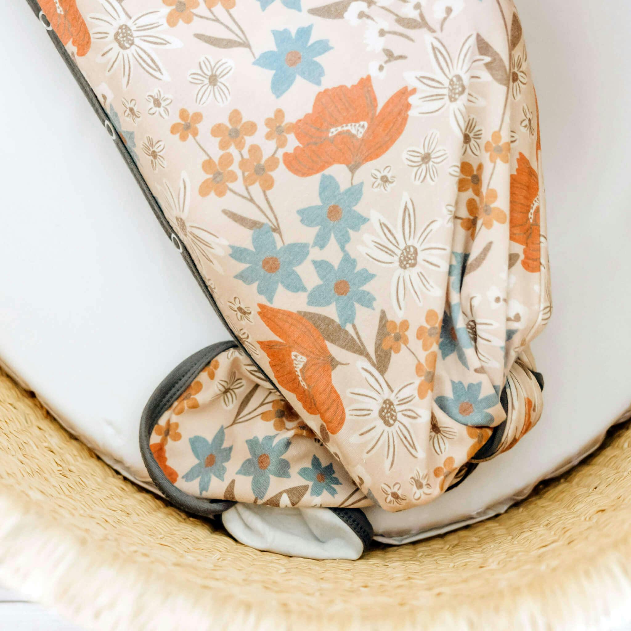 Newborn Knotted Gown - Eden