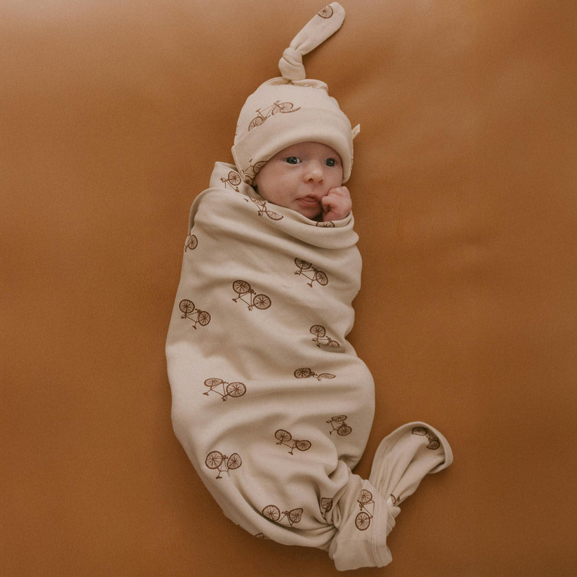 Organic Swaddle Blanket & Hat Set