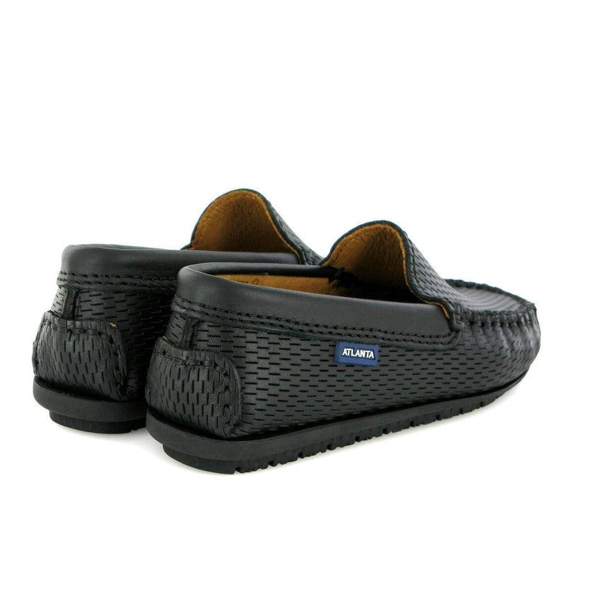 Grainy Leather Plain Moccasins, Black