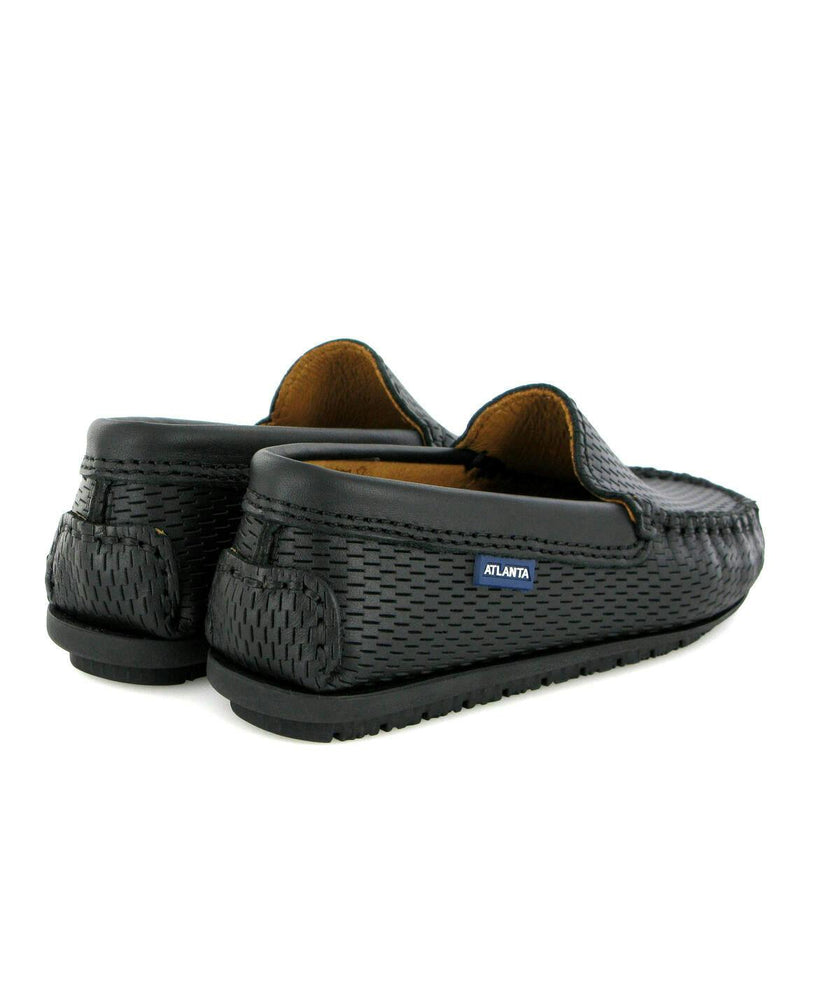 Grainy Leather Plain Moccasins, Black