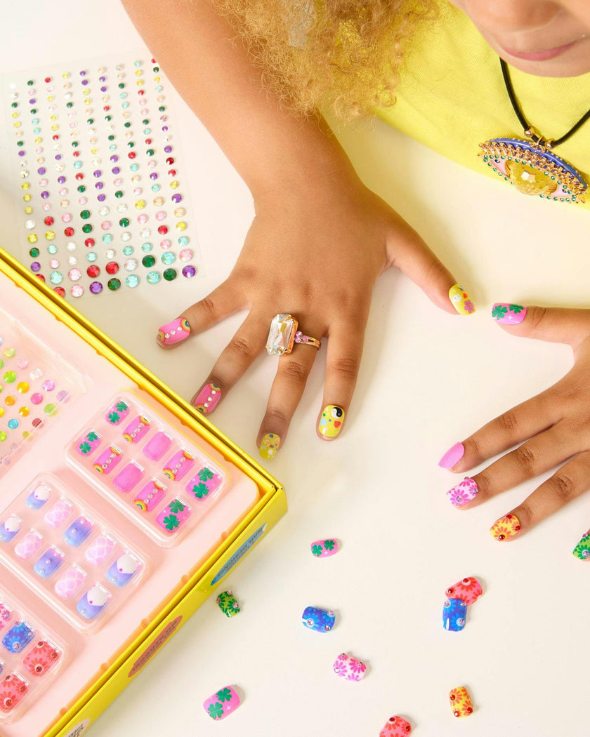 Days of the Week Press On Nails Kit