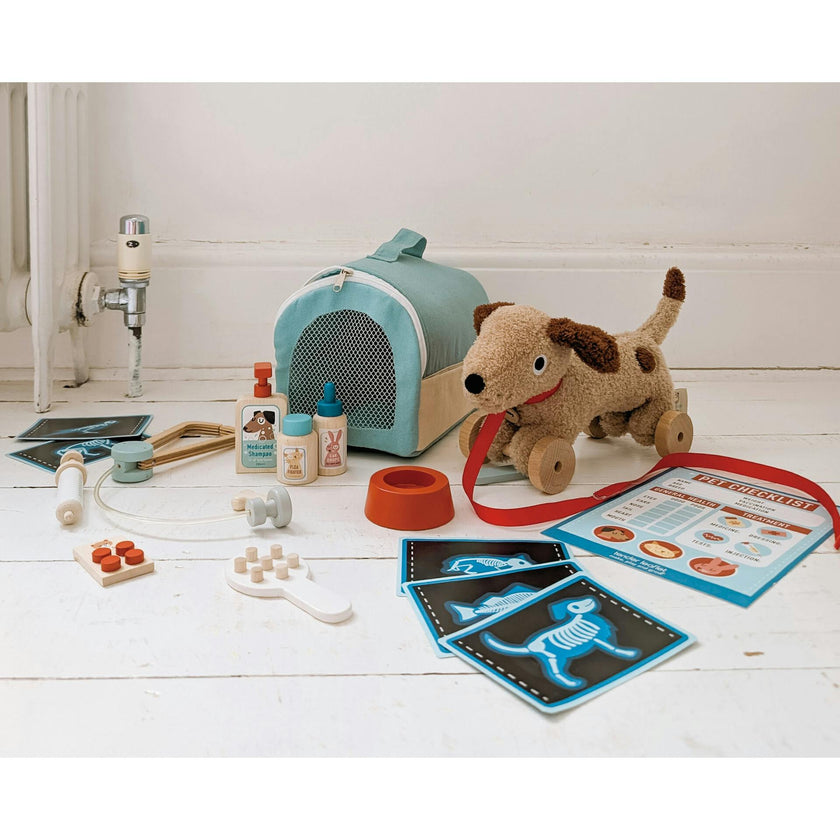 Animal Rescue Vet Case