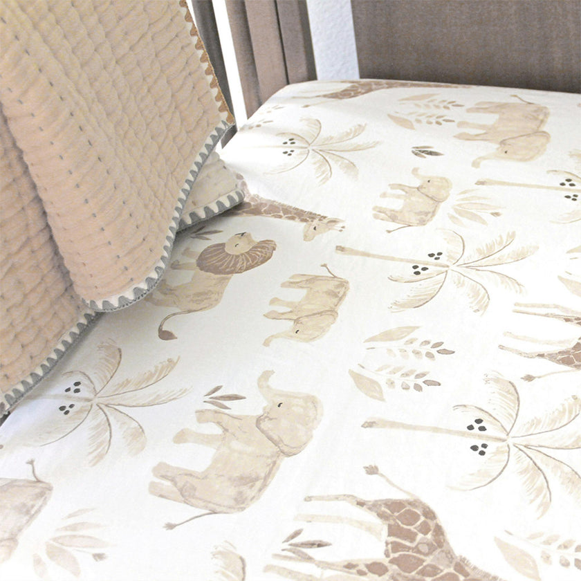 Kendi Fitted Crib Sheet (Safari Animal)
