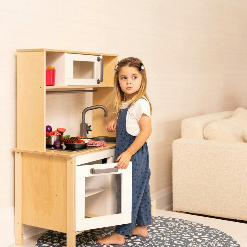 Catch All Mat for Mealtime & Playtime Mess