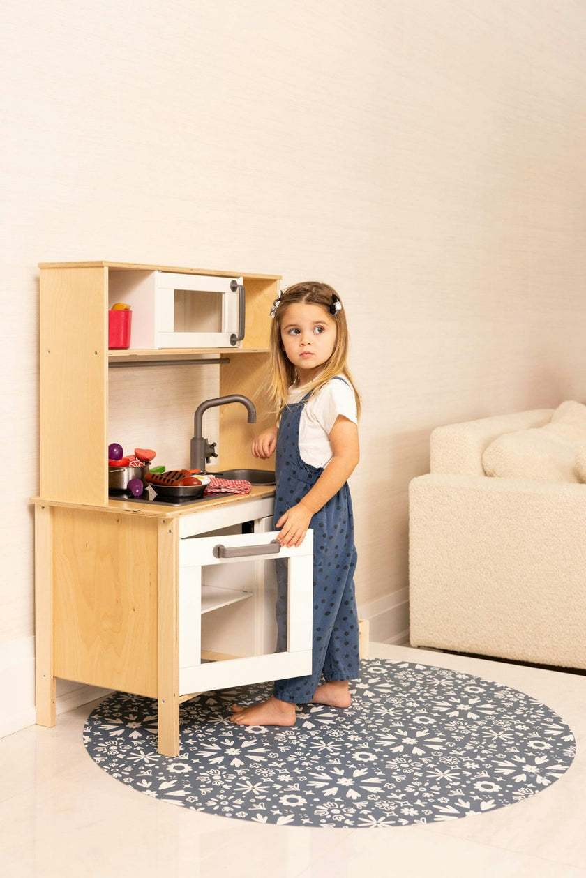 Catch All Mat for Mealtime & Playtime Mess
