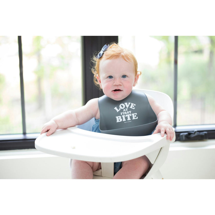 Love at first bite Wonder Bib