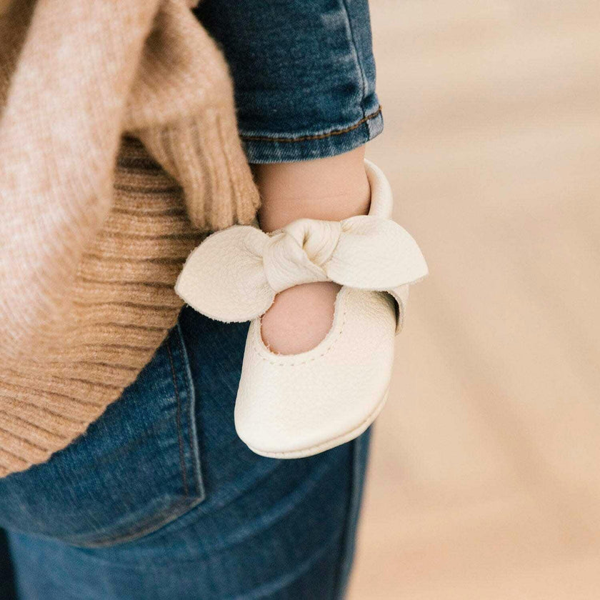 Birch Knotted Bow Baby Shoe