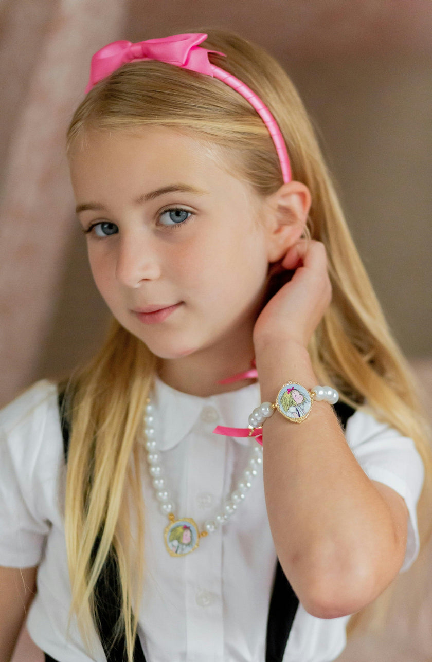 Eloise™ Pearl Bow Necklace