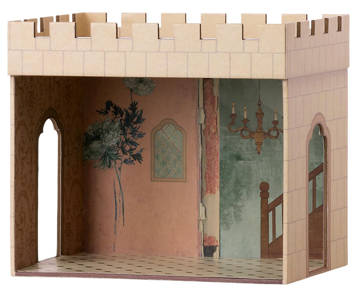 Castle Hall, Mouse