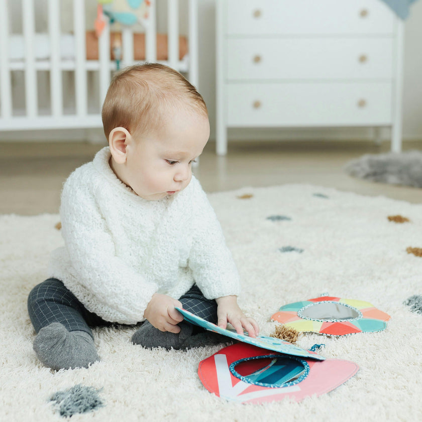 Feel to Learn Baby Crinkle Mirror