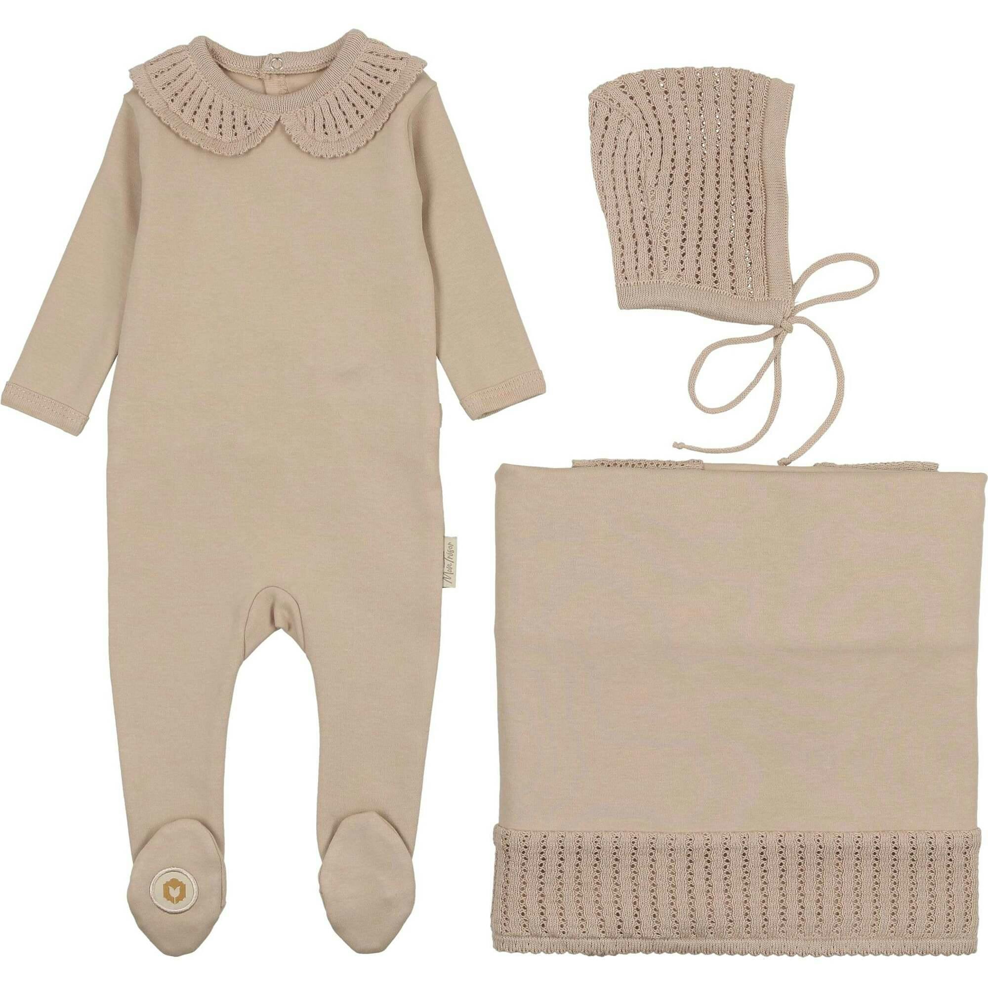 Graceful Collar Layette Set
