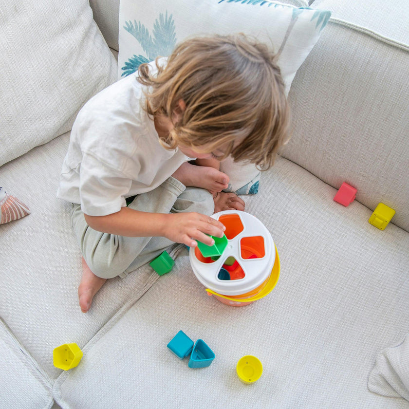 Feel to Learn:&nbsp;Salmon shape sorting bucket