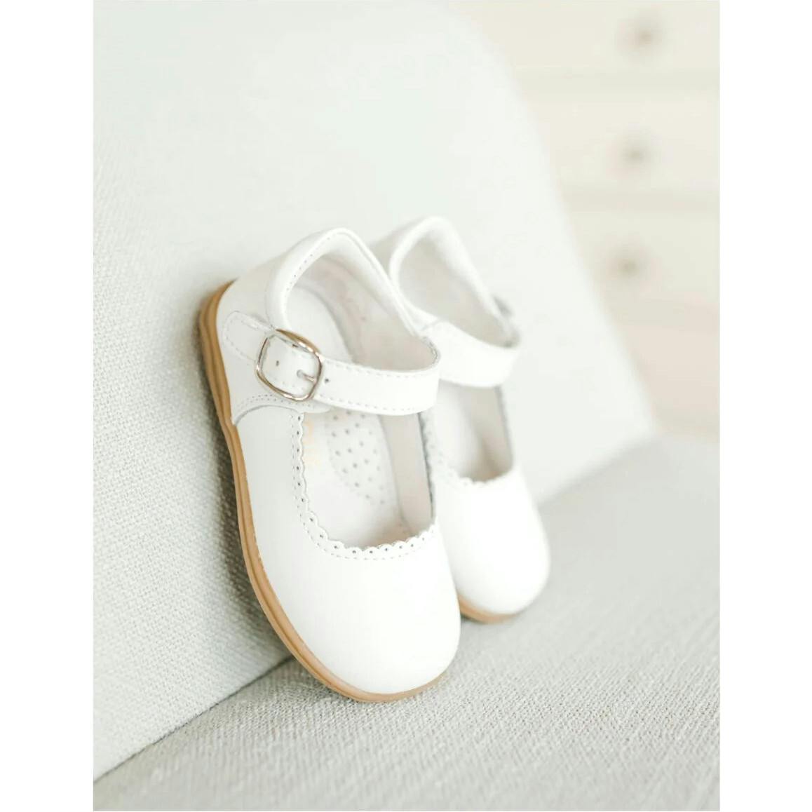Chloe Classic Scalloped Leather Mary Jane