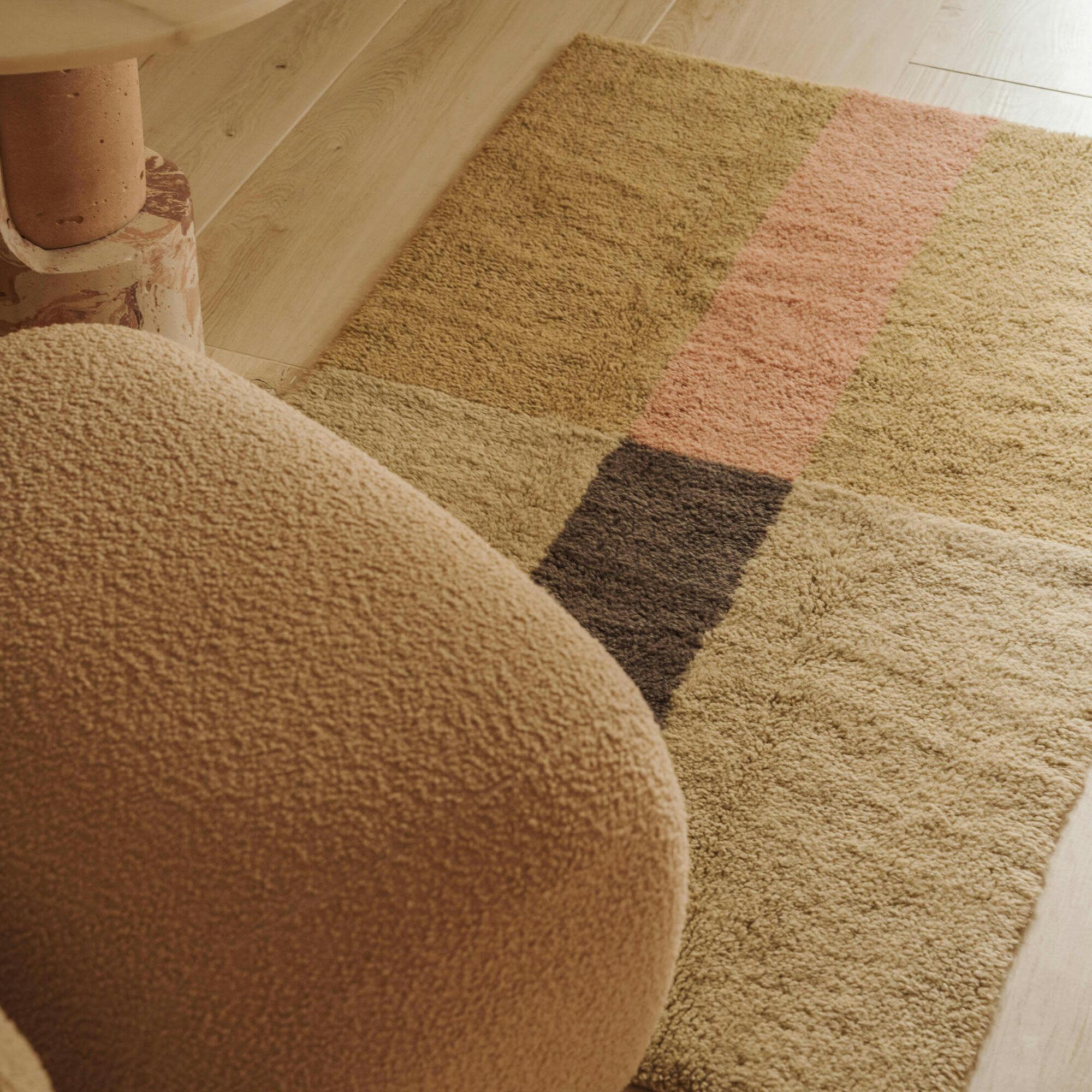 Wool Rug Chroma